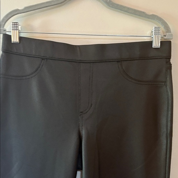 No Boundaries Black Faux Leather Look Leggings Size L - Picture 1 of 6